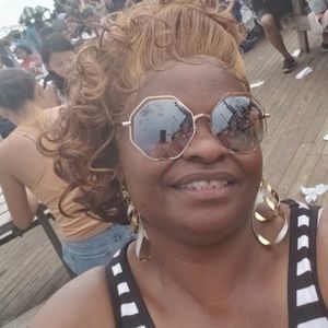 Meet your Posher, Fine